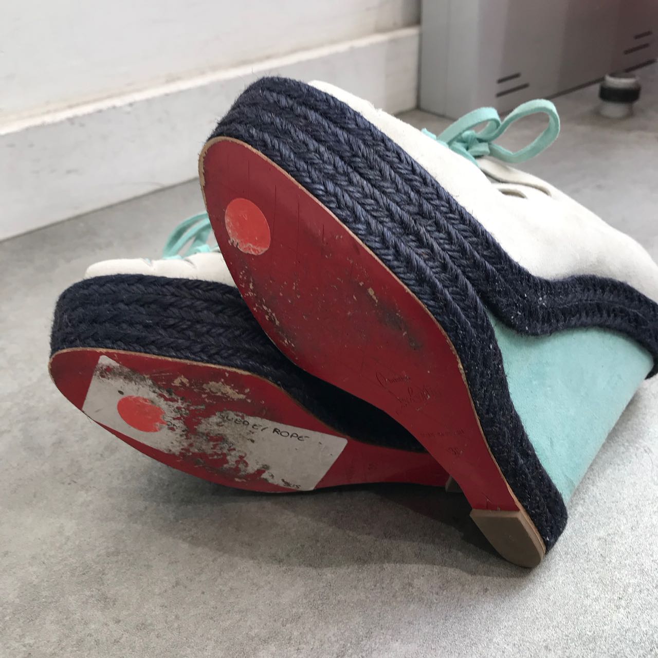 Sandales Christian Louboutin T.38