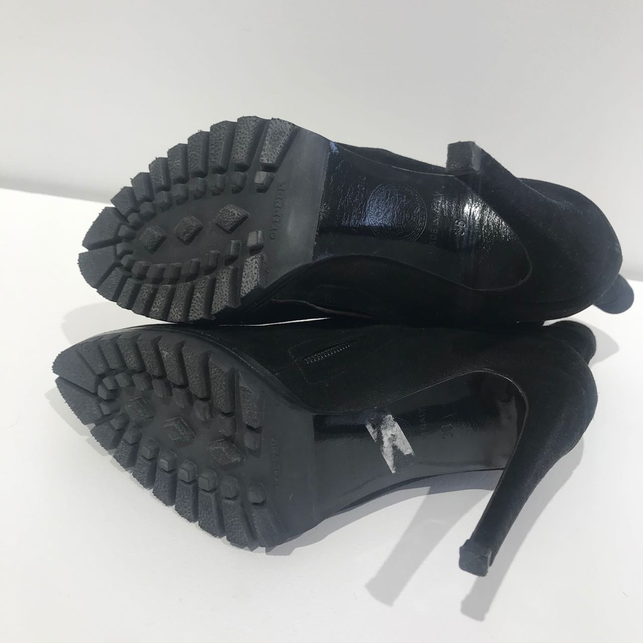 Boots Versace noires T.36