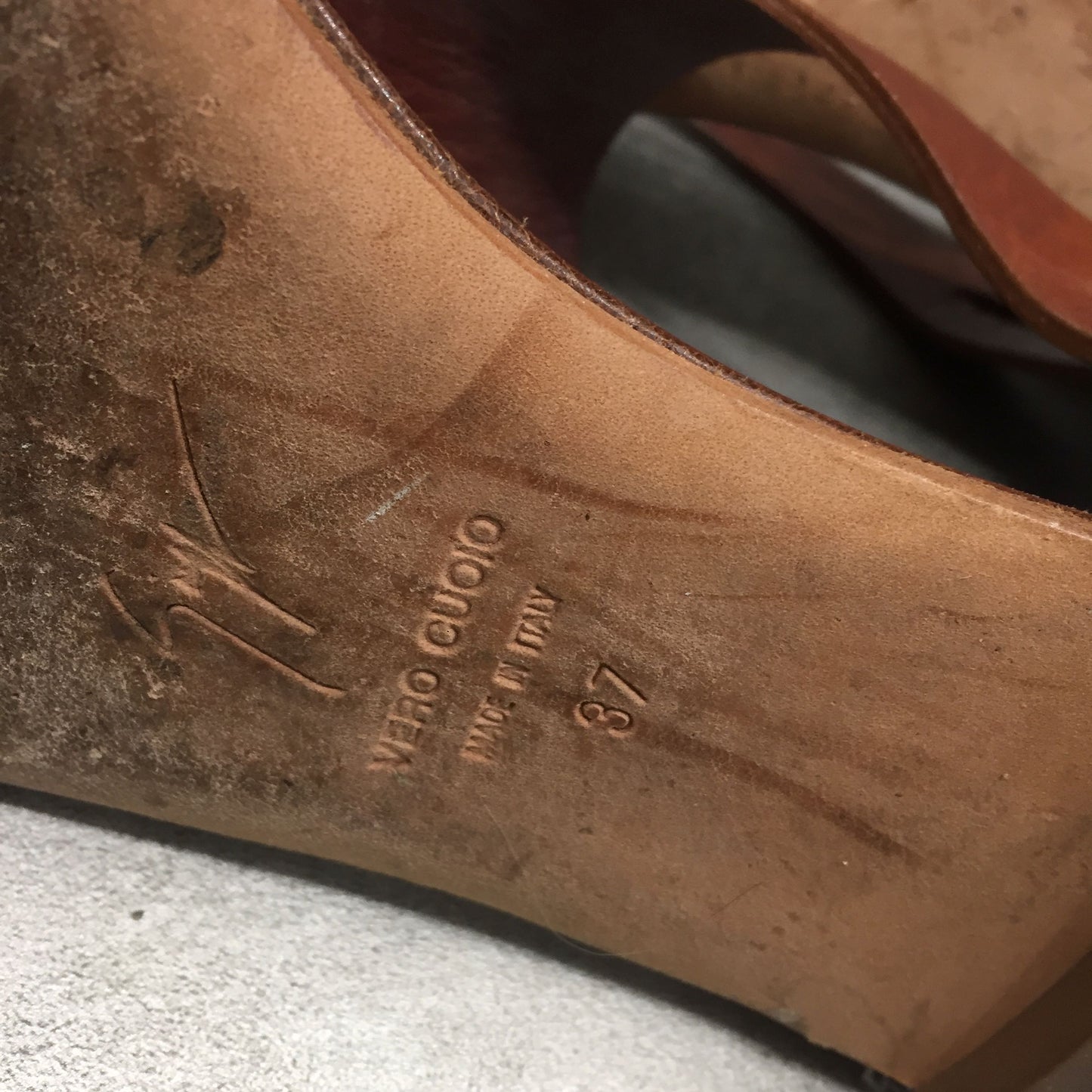 Sandales Giuseppe Zanotti marrons T.37