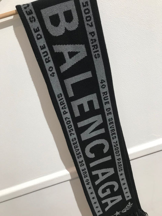 Echarpe Balenciaga Neuve