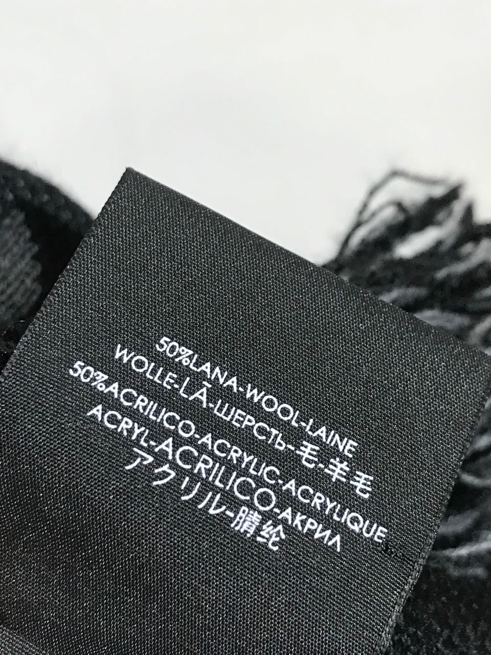 Echarpe Balenciaga Neuve
