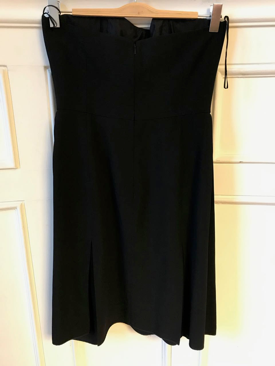 Robe Yves Saint Laurent noire T.40