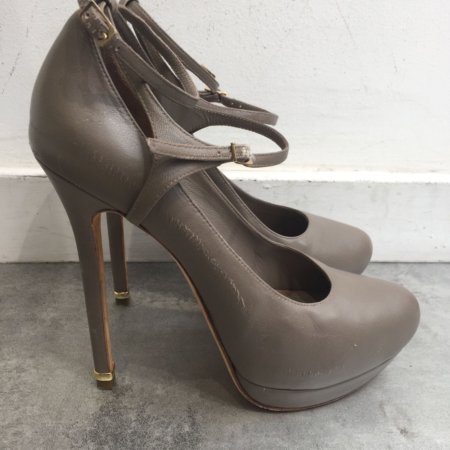 Escarpins Elie Saab gris T.38
