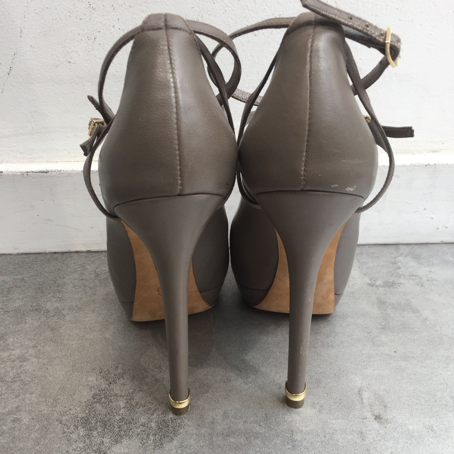 Escarpins Elie Saab gris T.38