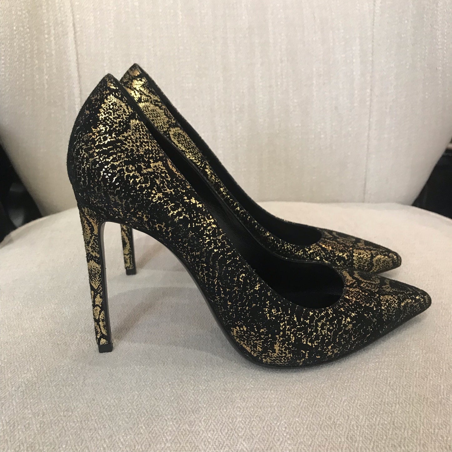 Escarpins Saint Laurent noirs T.39