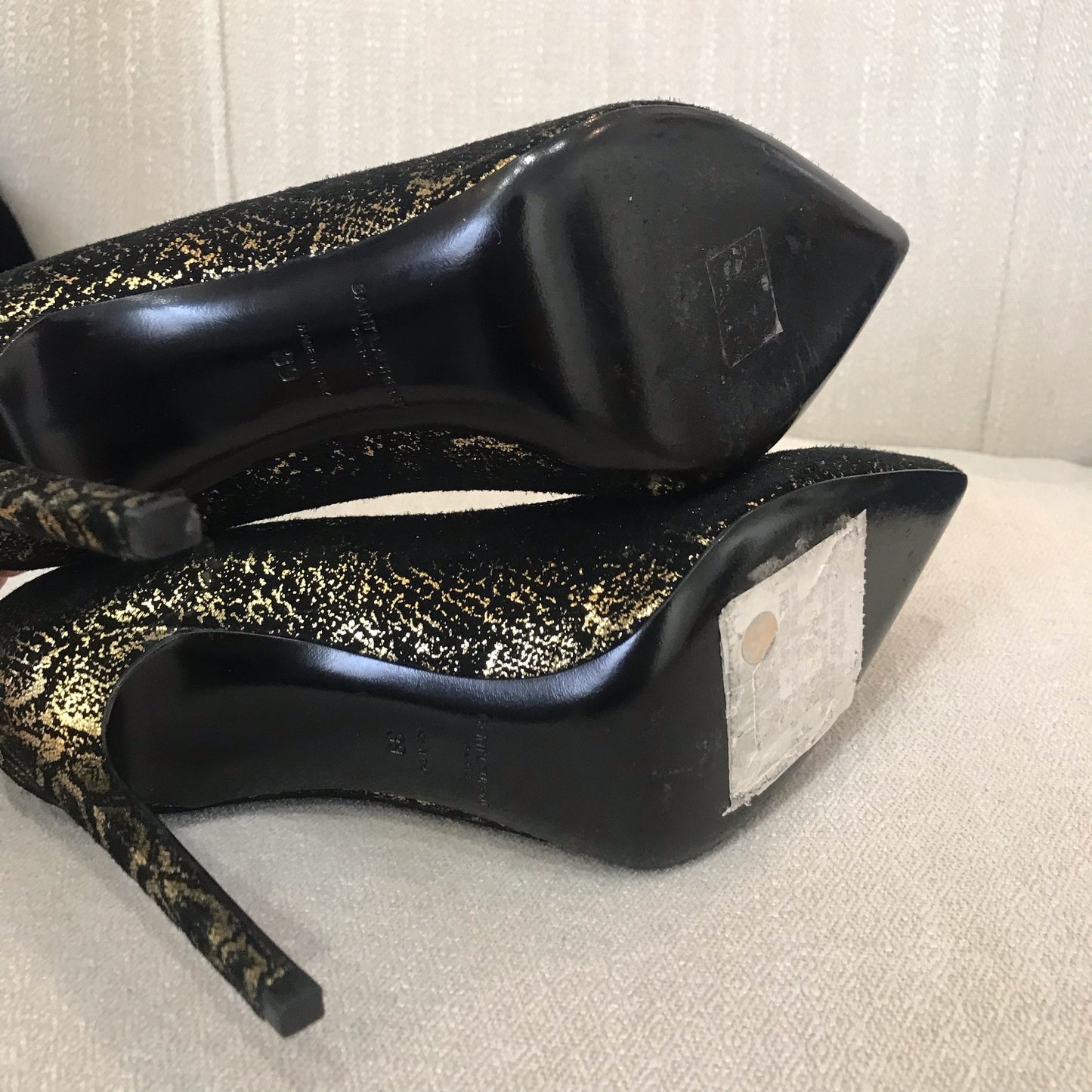 Escarpins Saint Laurent noirs T.39