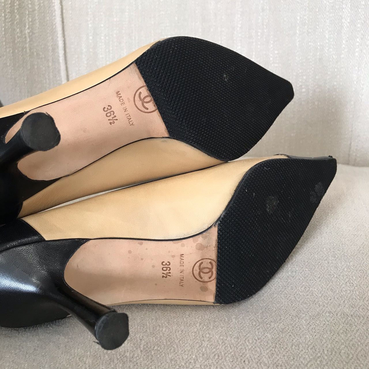Escarpins Chanel beiges T.36,5