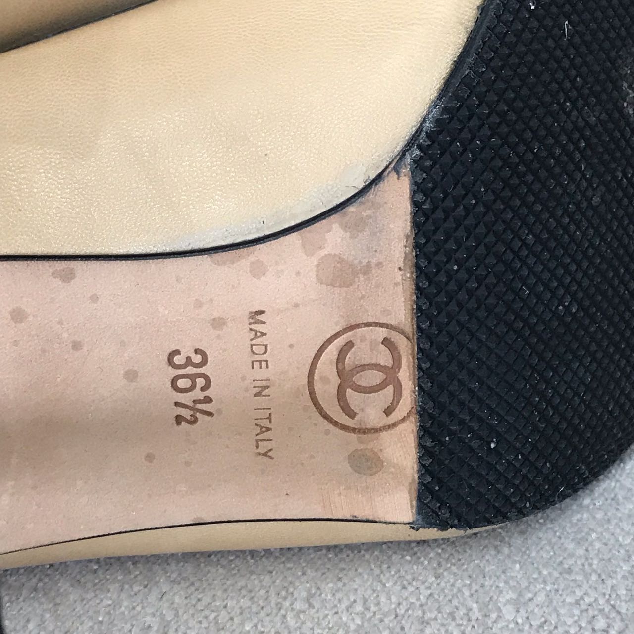 Escarpins Chanel beiges T.36,5