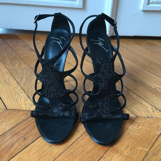 Sandales Giuseppe Zanotti T.38,5