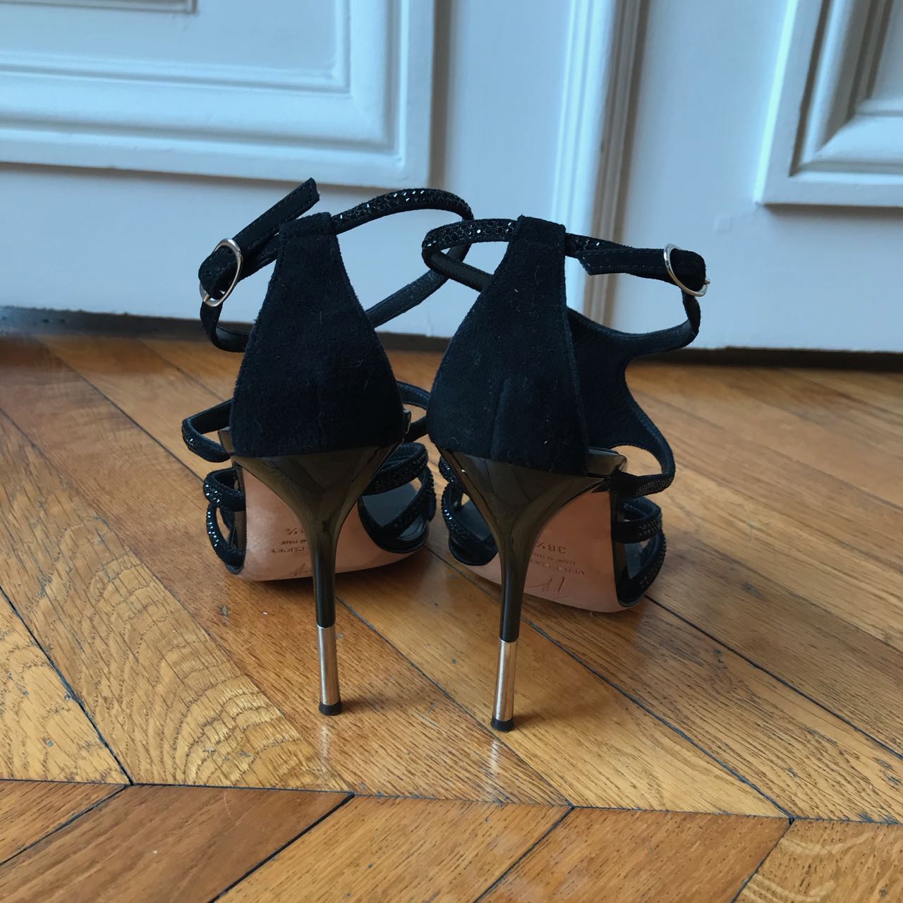 Sandales Giuseppe Zanotti T.38,5
