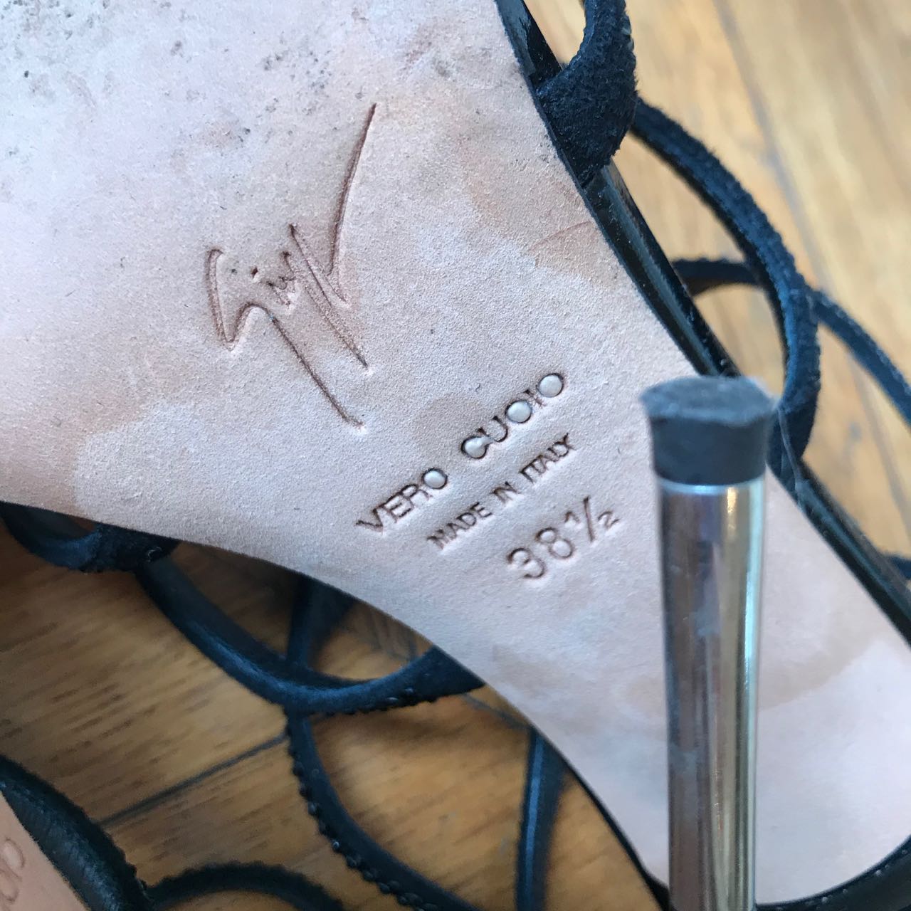Sandales Giuseppe Zanotti T.38,5