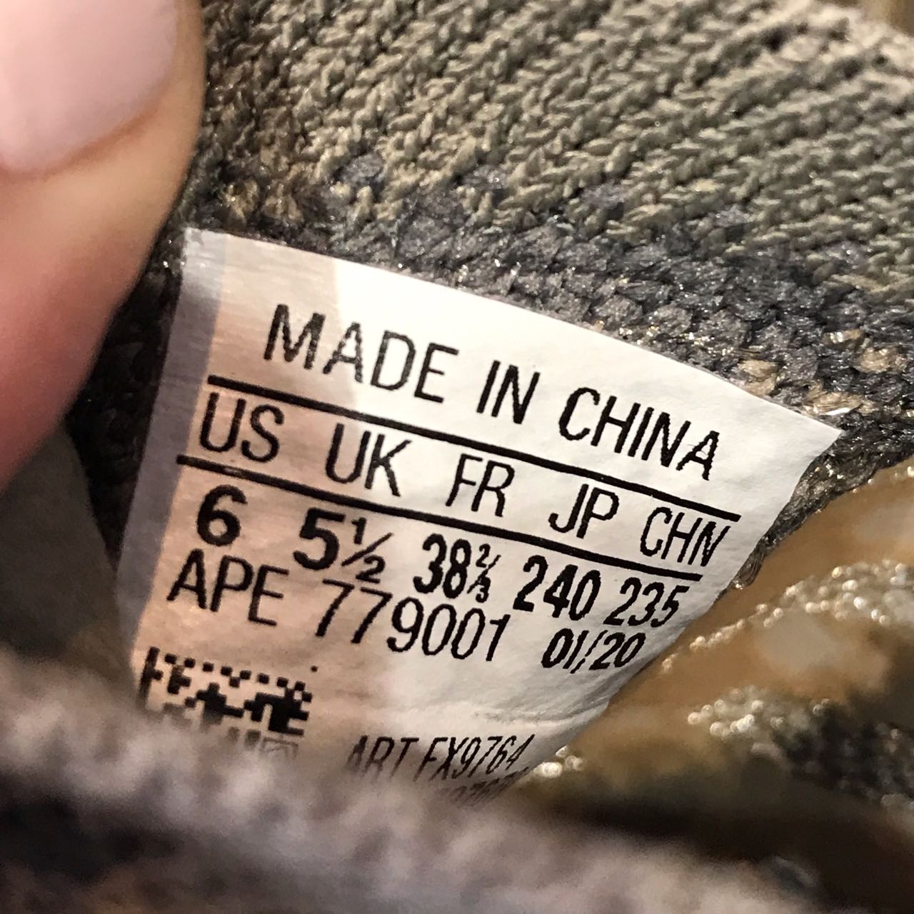 Baskets Yeezy Boost 380 T.38,5