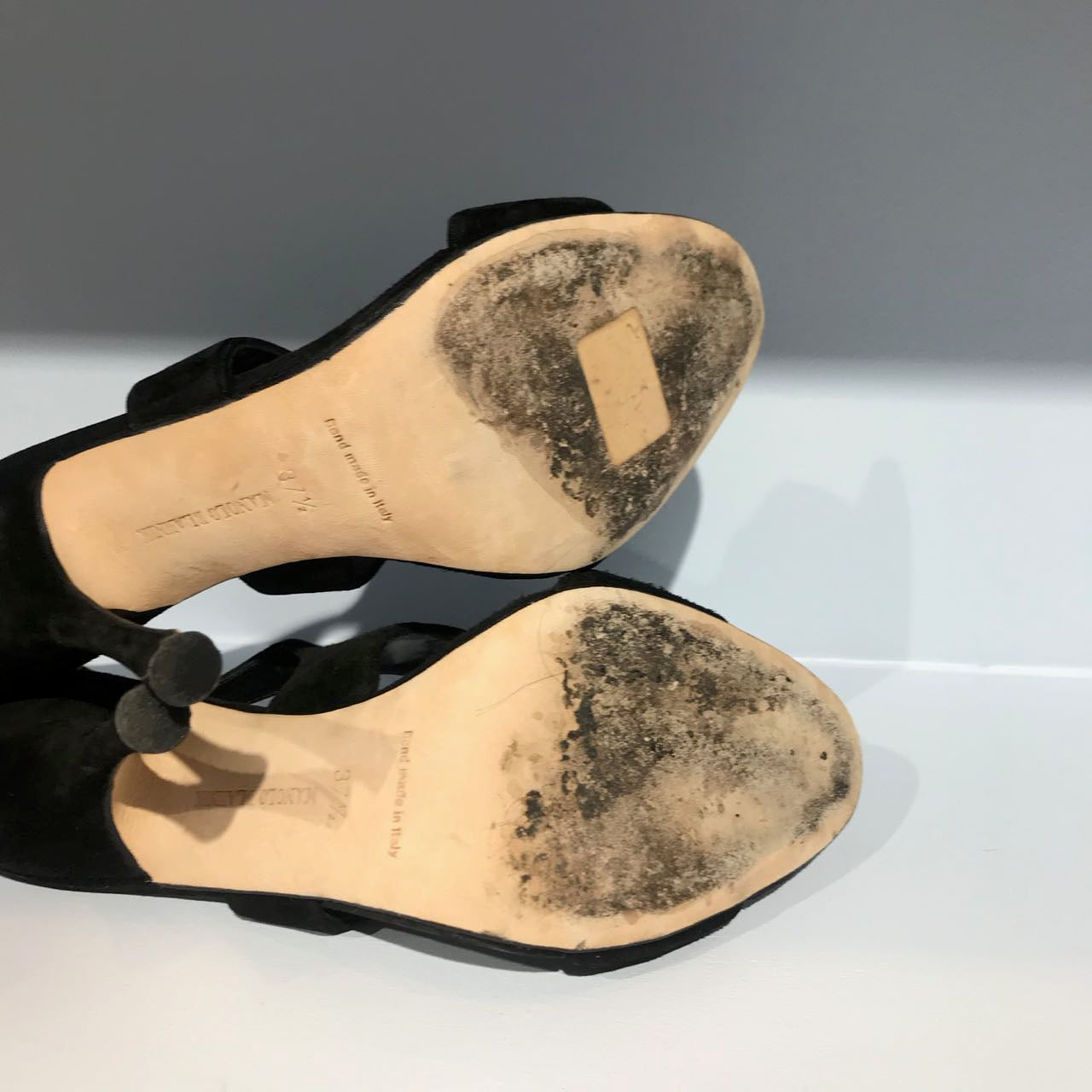 Sandales Manolo Blahnik noires T.37,5
