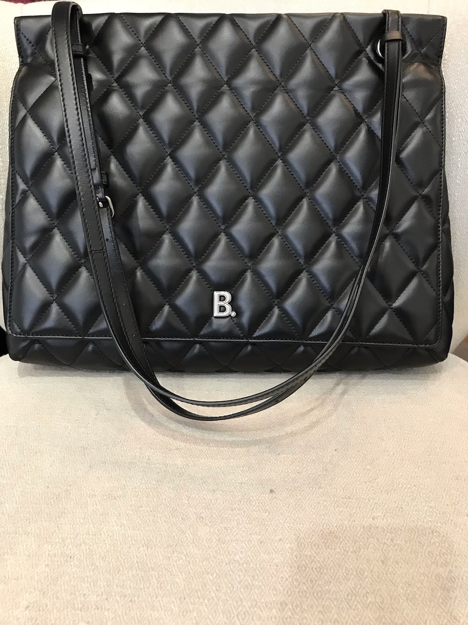 Sac Balenciaga B.dot noir