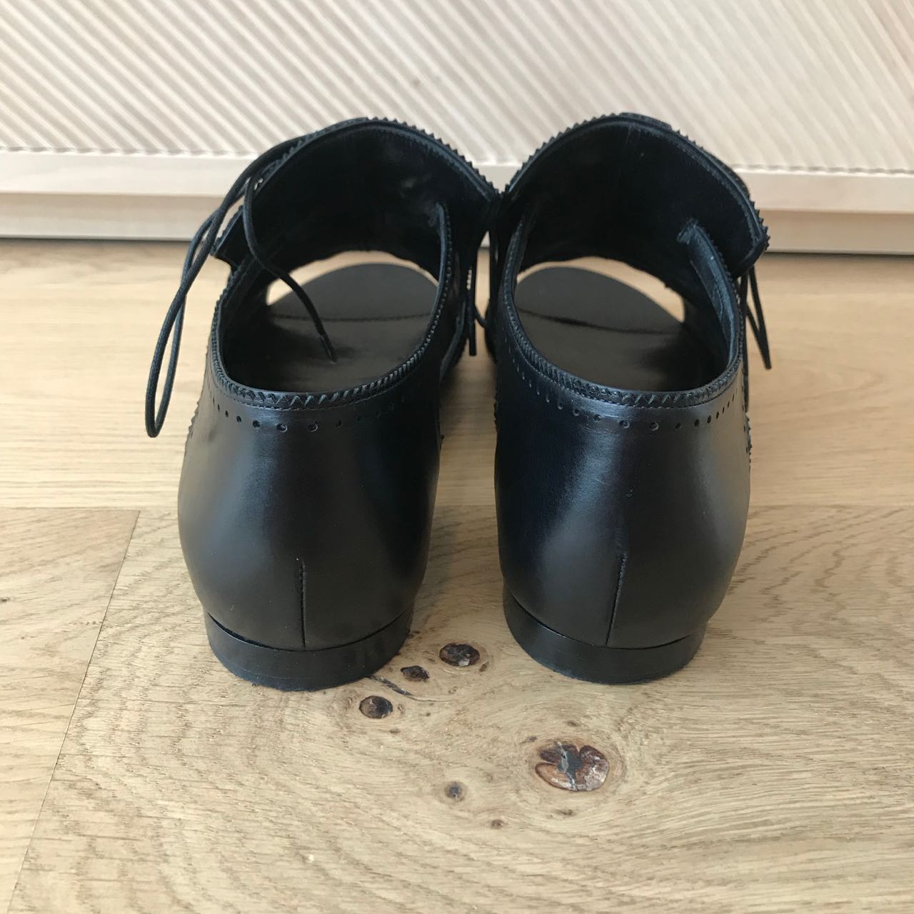 Sandales Givenchy noires T.36