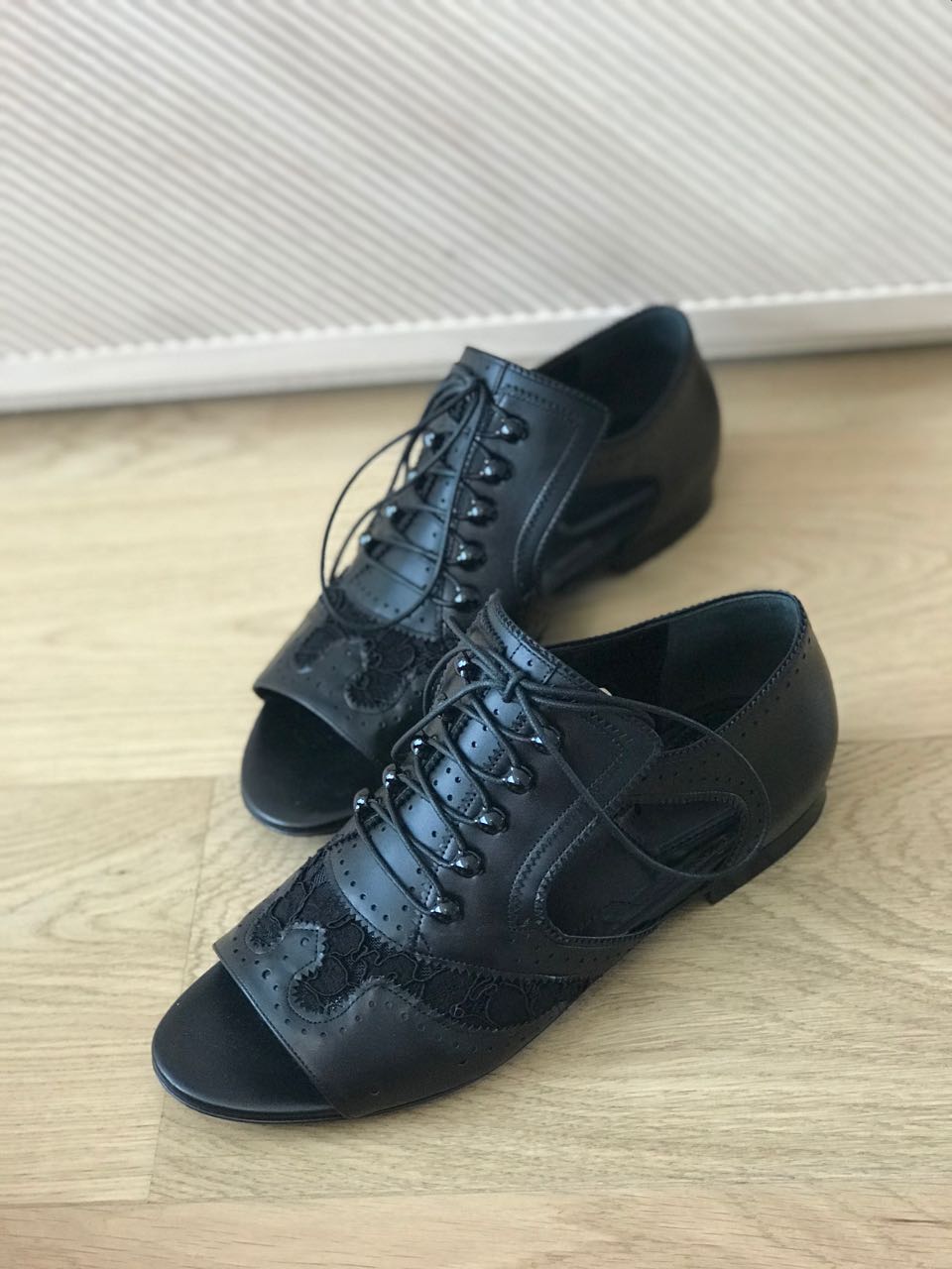 Sandales Givenchy noires T.36