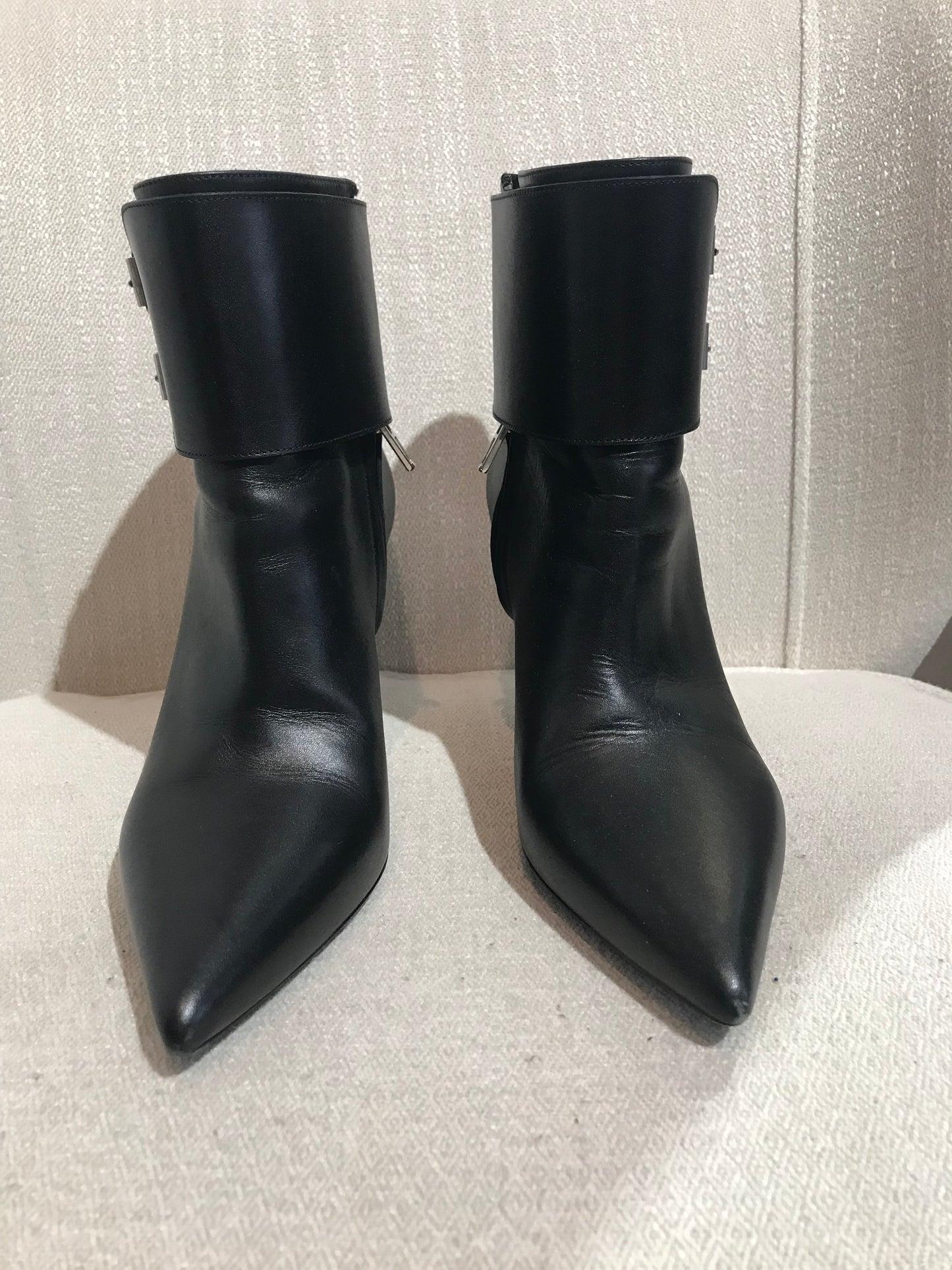 Boots Saint Laurent noires T.38