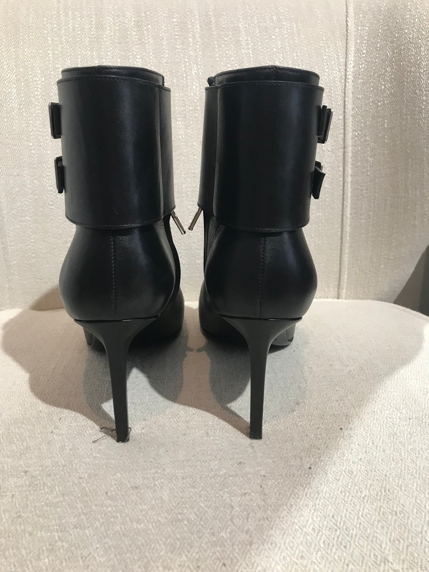 Boots Saint Laurent noires T.38