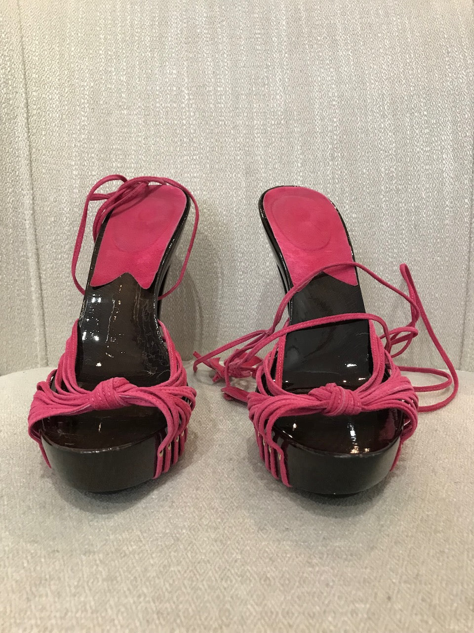 Sandales Givenchy roses T.36,5