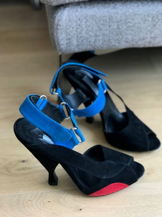 Sandales Prada T.39,5