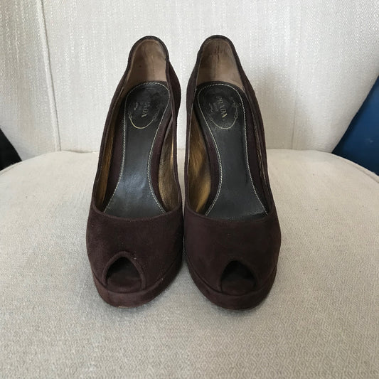 Escarpins Prada marrons T.36,5