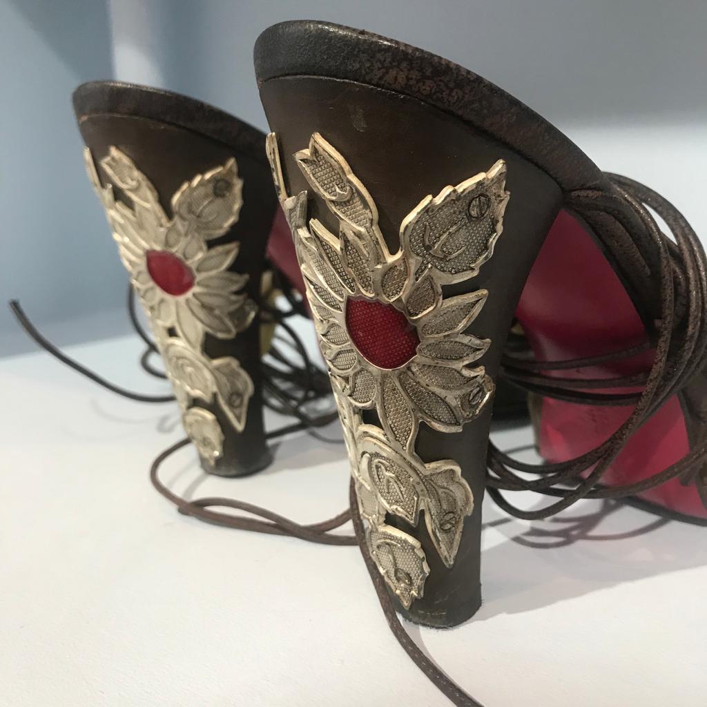 Sandales Emanuel Ungaro T.37