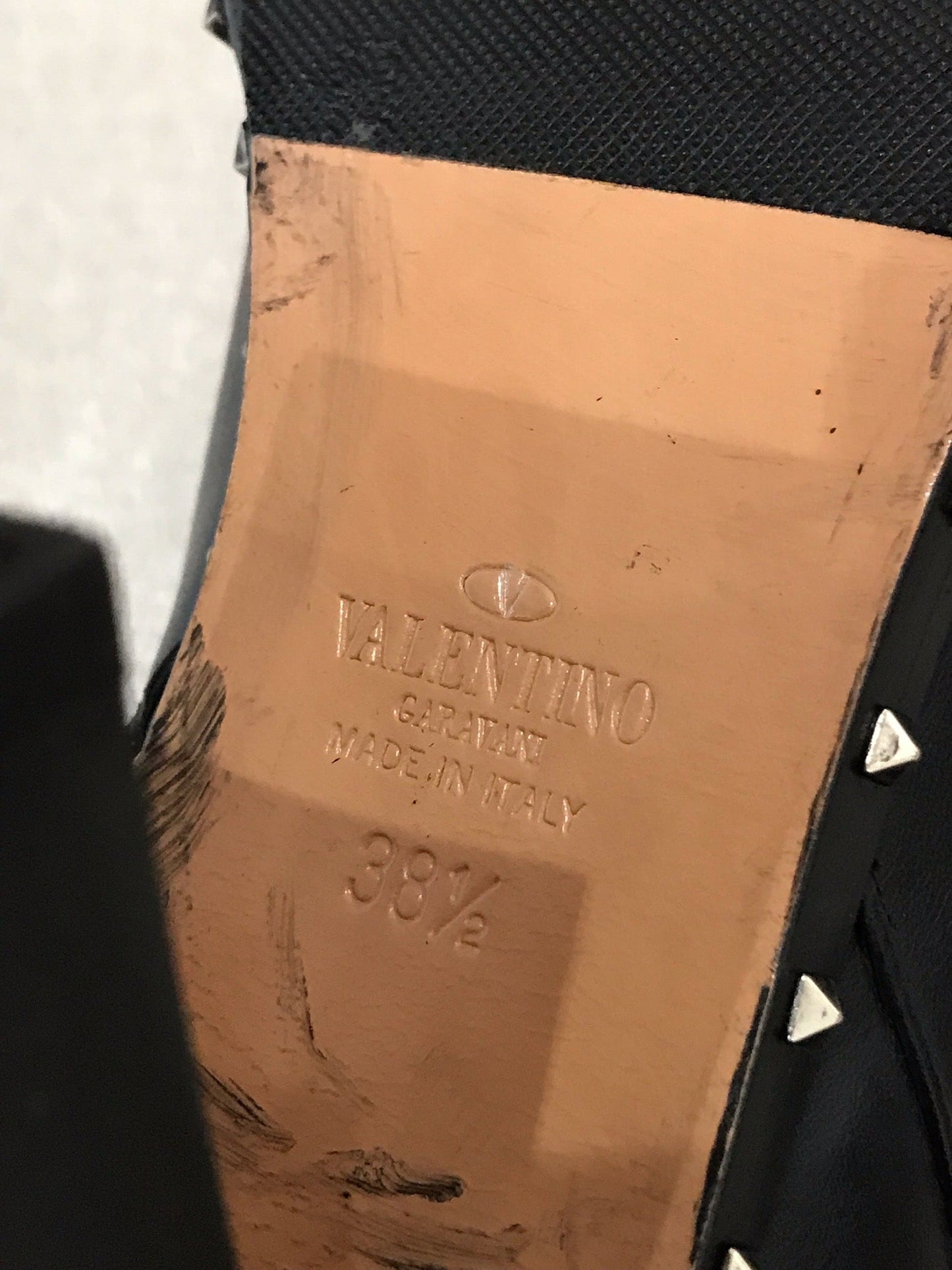 Boots Valentino noires T.38,5