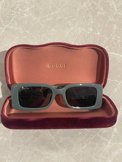 Lunettes Gucci grises