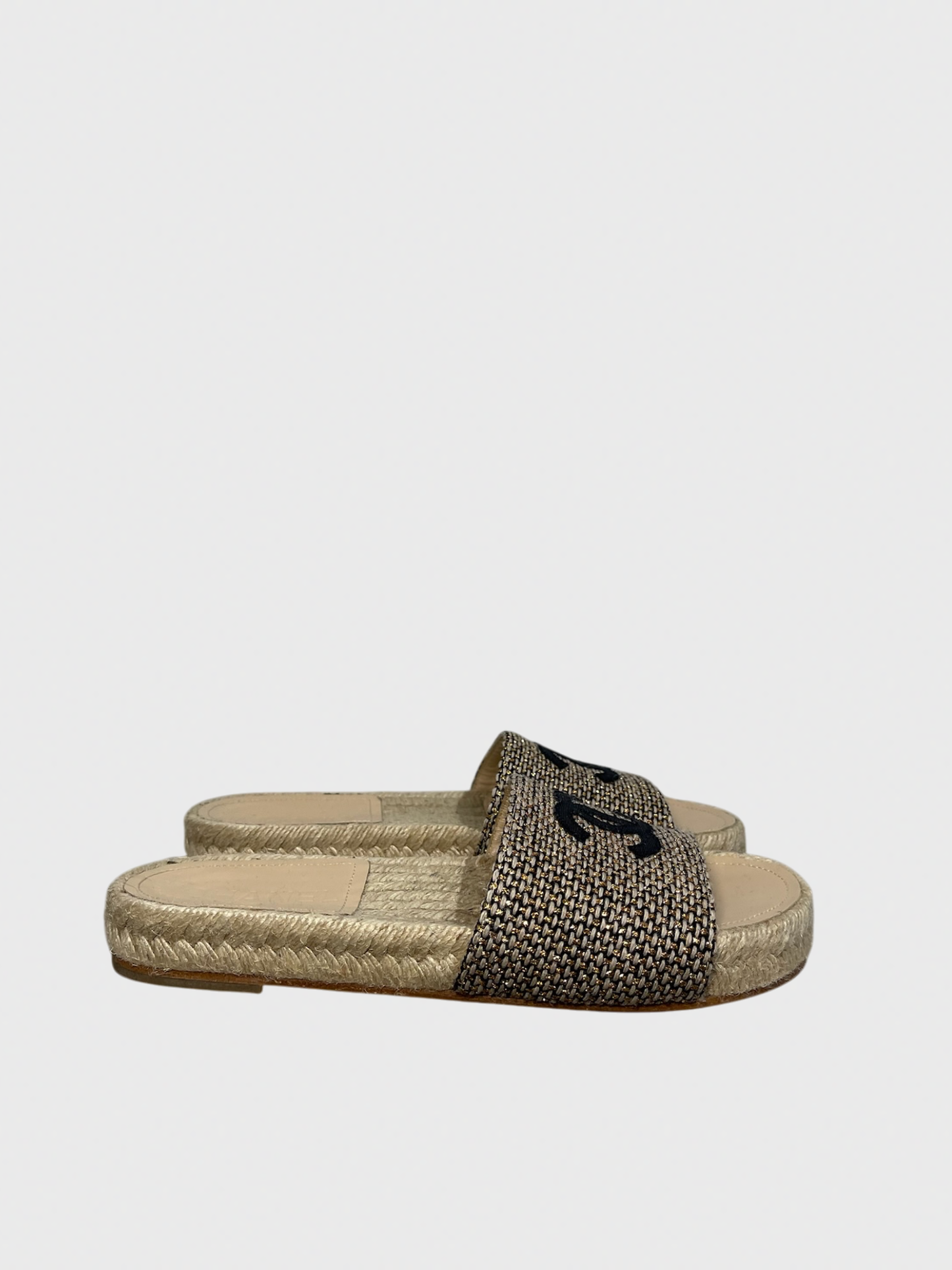 Sandales Chanel beige T.36