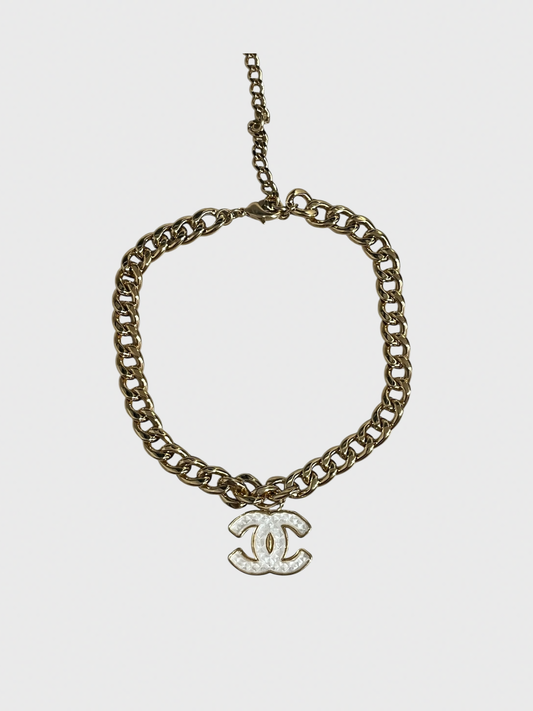 Collier Chanel CC
