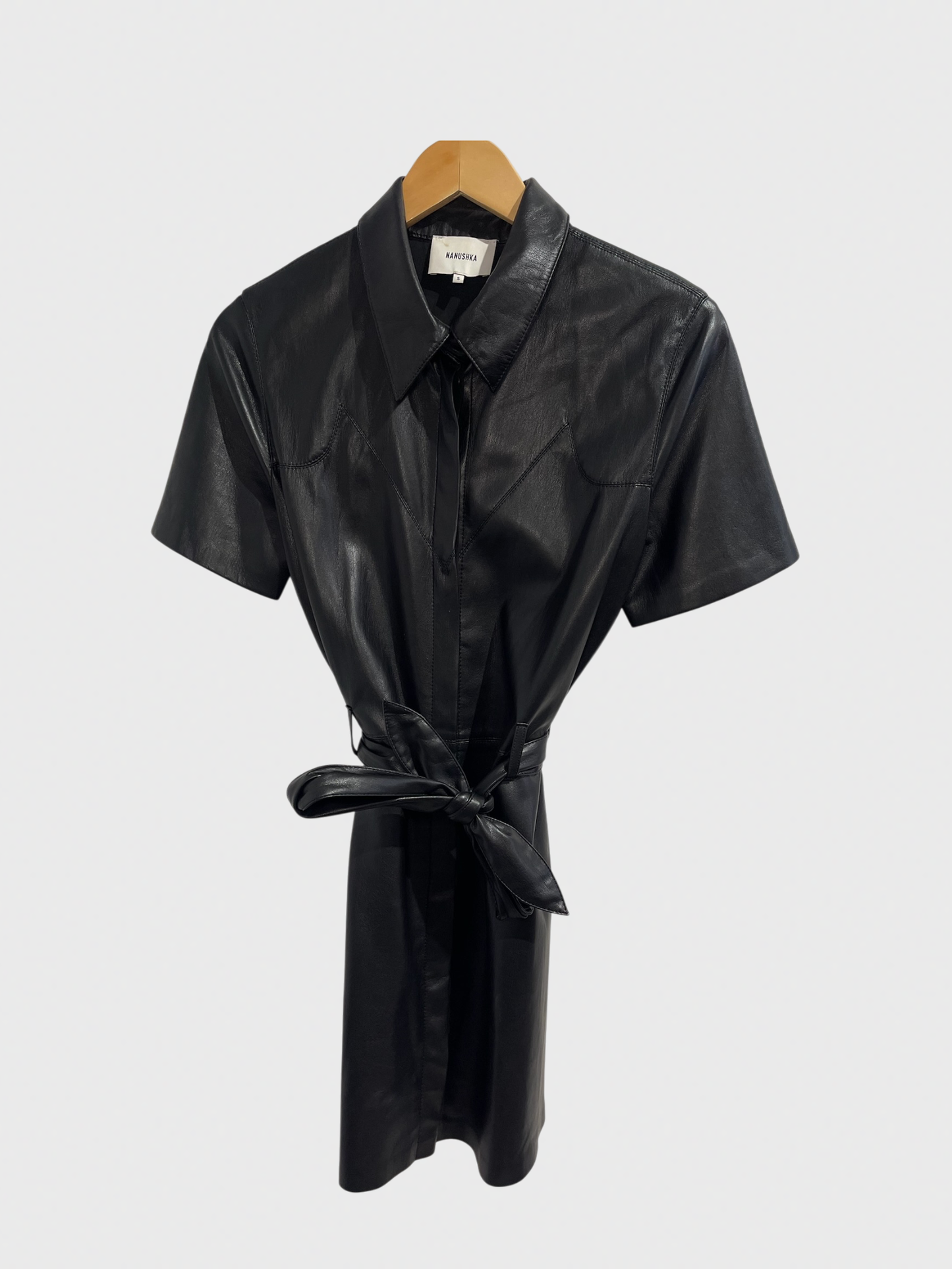 Robe Nanushka noire T.S