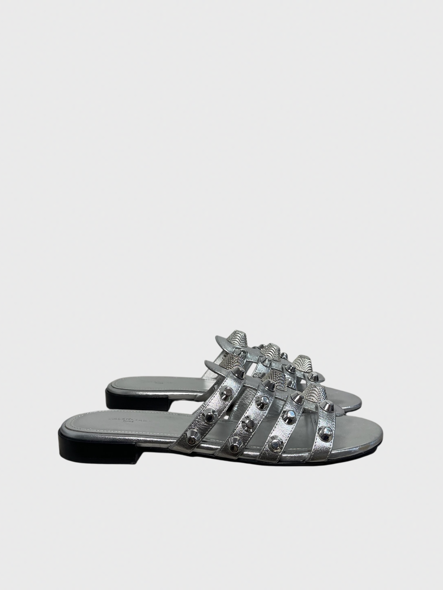Sandales Balenciaga argents T.37
