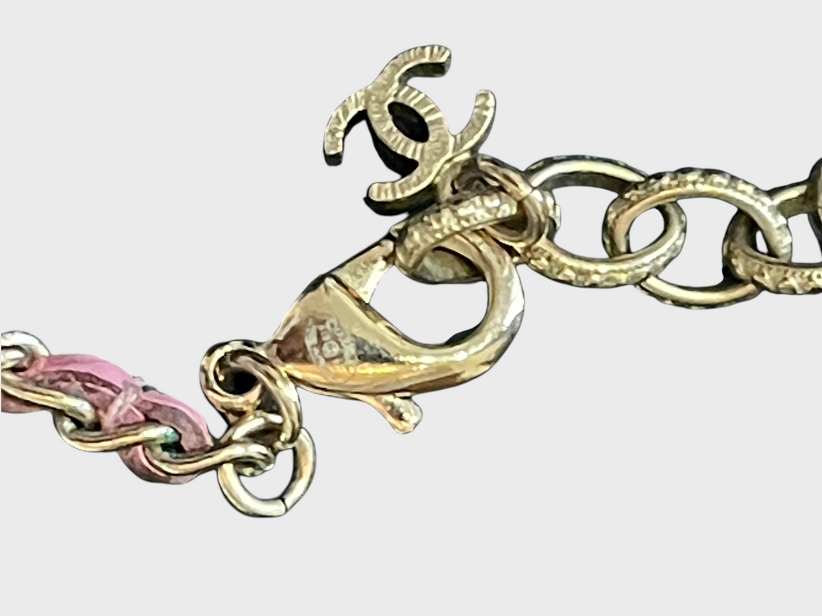 Sautoir Chanel rose