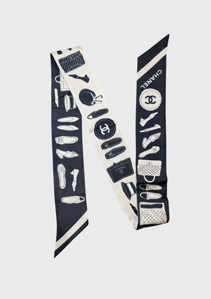 Foulard slim Chanel noir et blanc