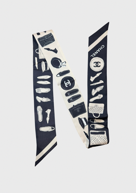 Foulard slim Chanel noir et blanc