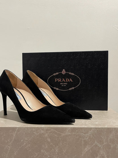 Escarpins Prada noirs T.38