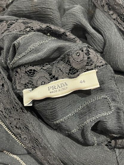 Top Prada noir T.40