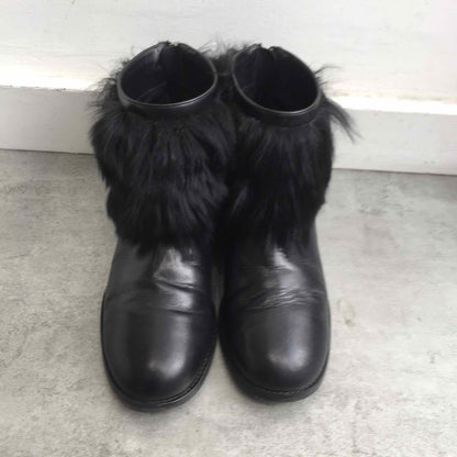 Boots Chanel fourrure T.37,5