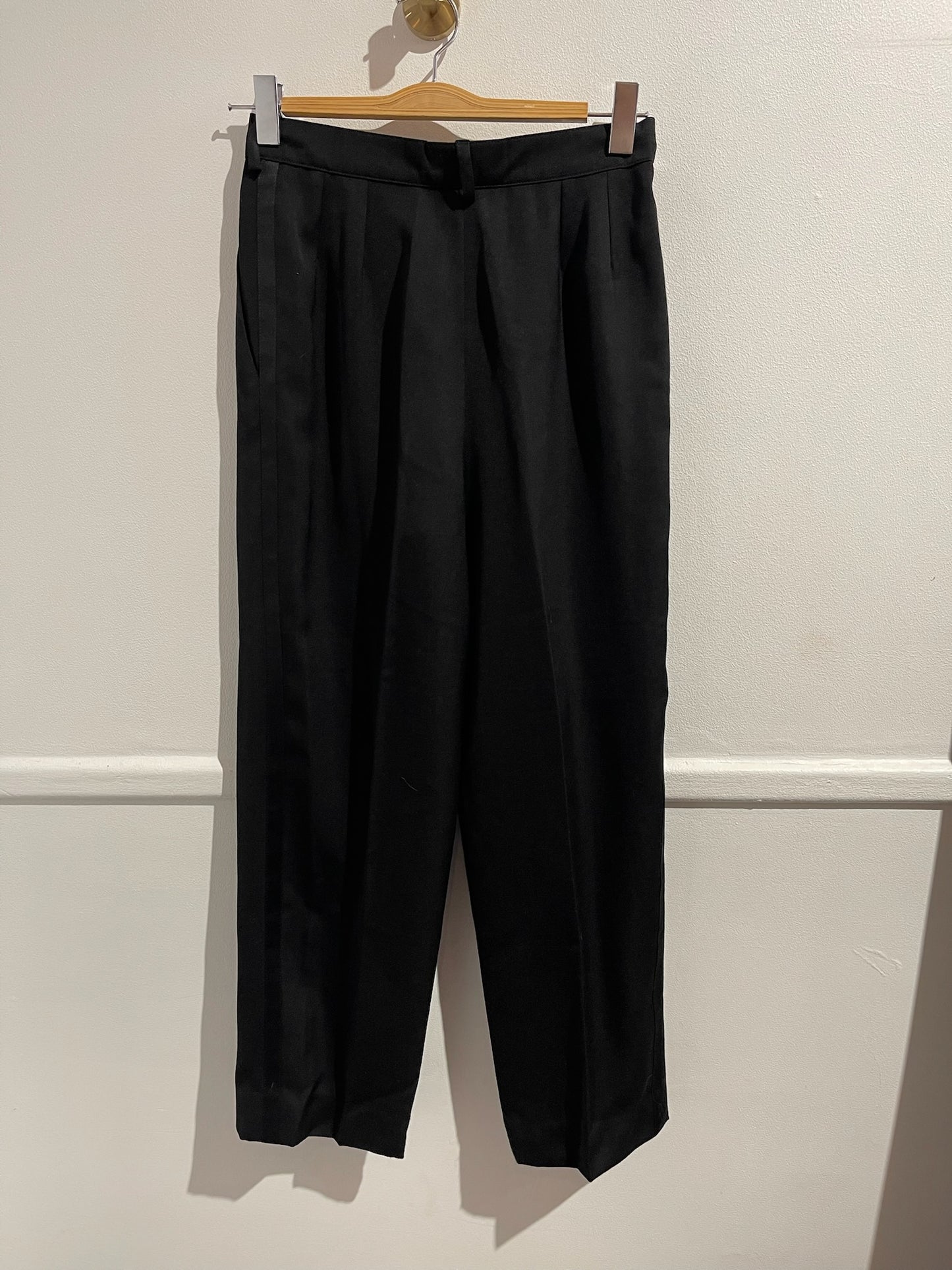 Pantalon Yves Saint Laurent noir T.40