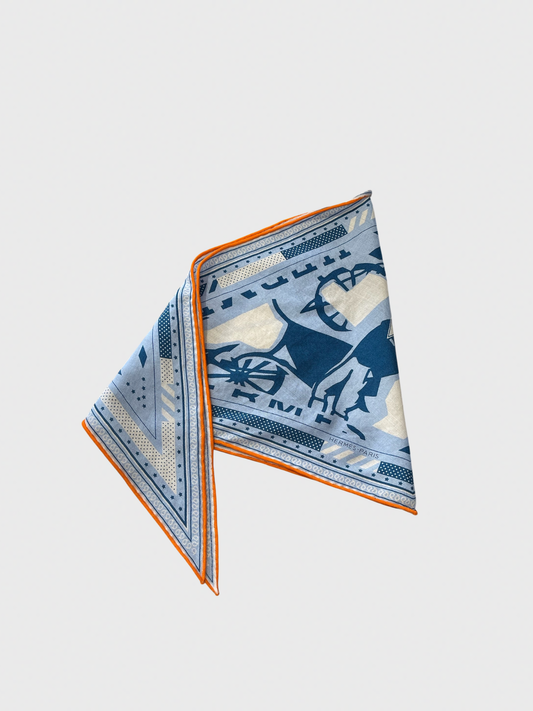 Foulard Hermes triangle
