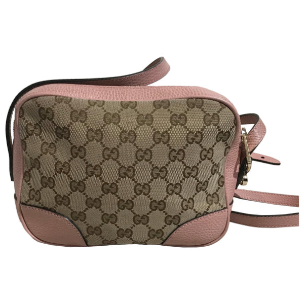 Une sacoche gucci hot sale