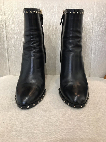Boots Valentino noires T.38,5
