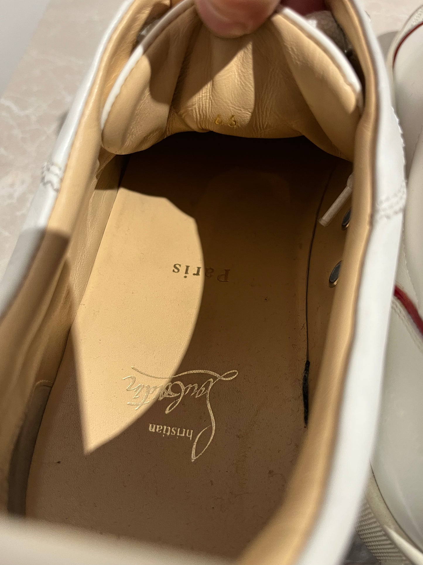 Baskets Louboutin blanc T.46