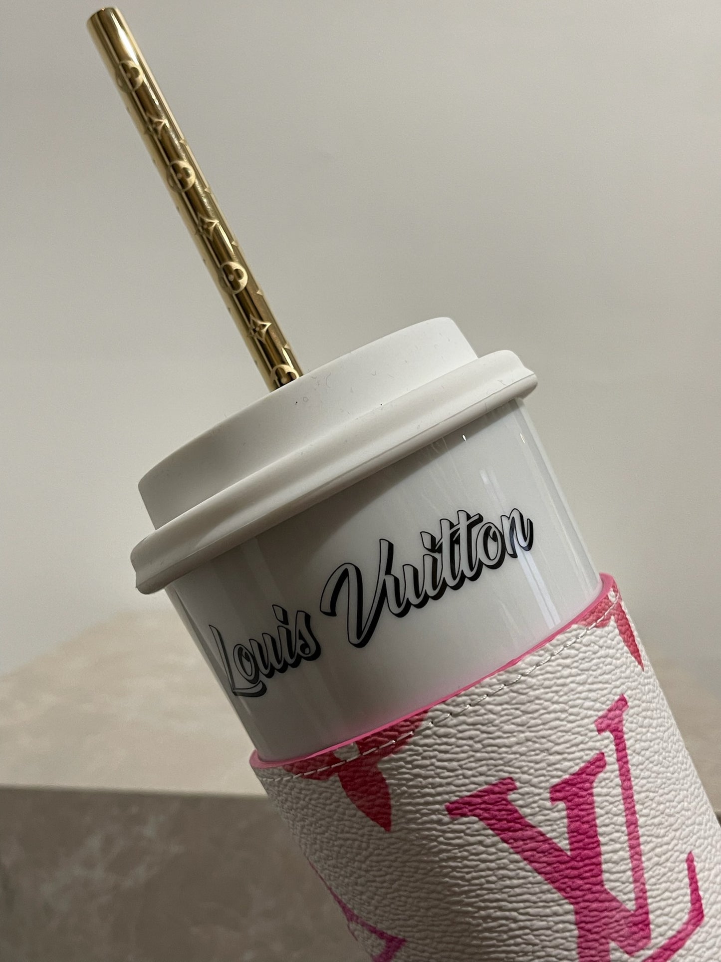 Cup Louis Vuitton NEUF