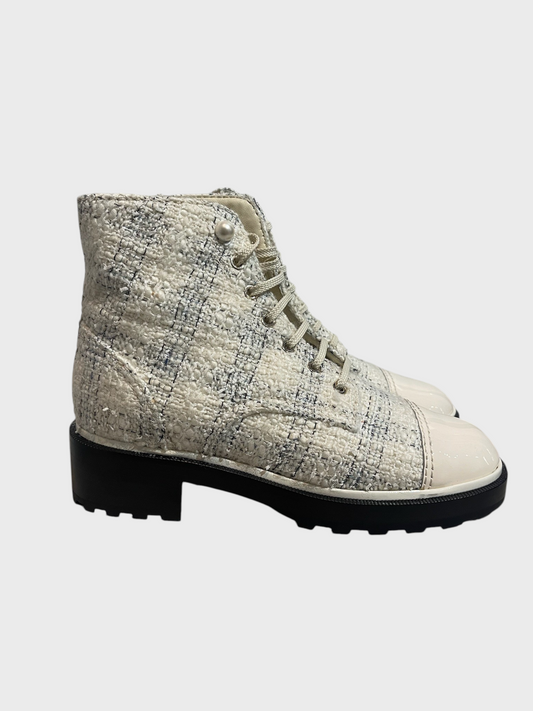 Bottines Chanel blanches T.41