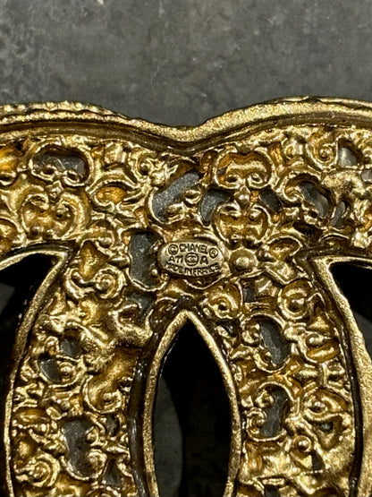 Broche Chanel Arts et Métiers