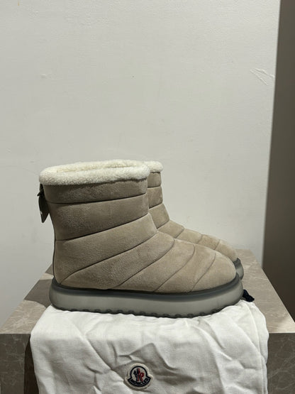 Boots Moncler T.39