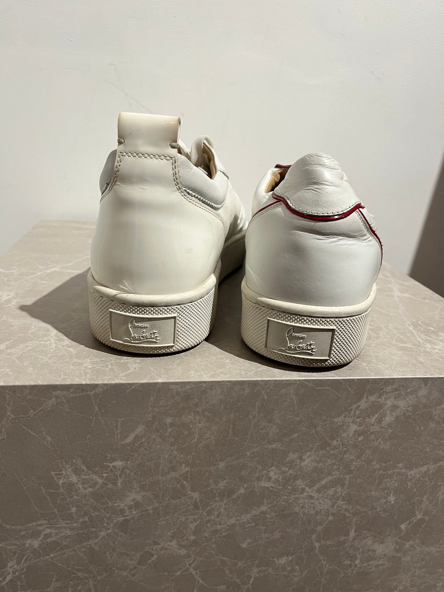 Baskets Louboutin blanc T.46