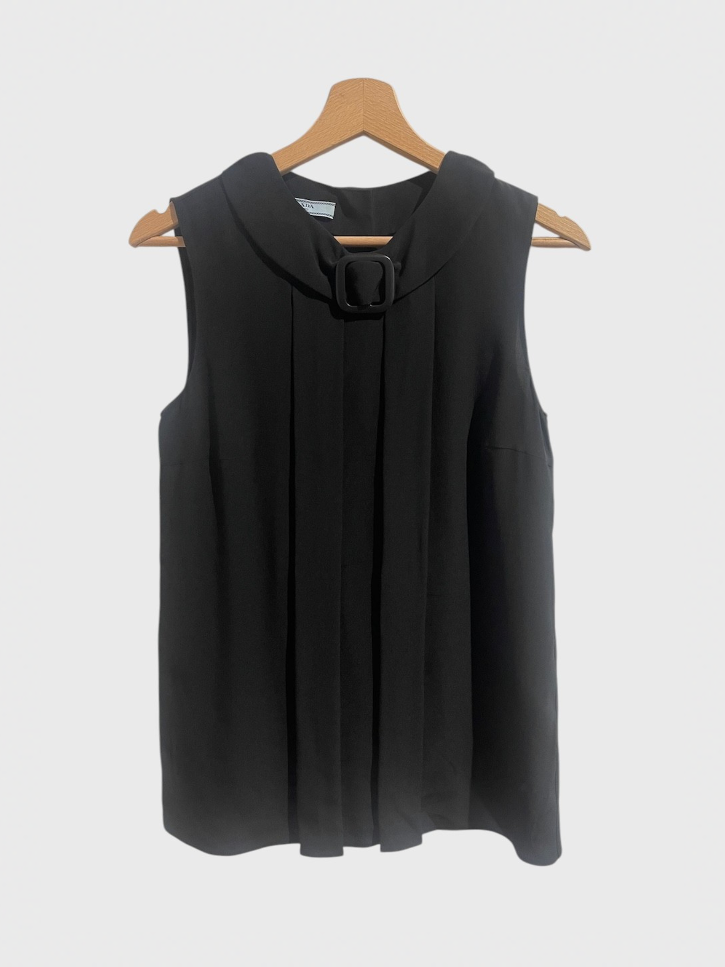 Top Prada noir T.36