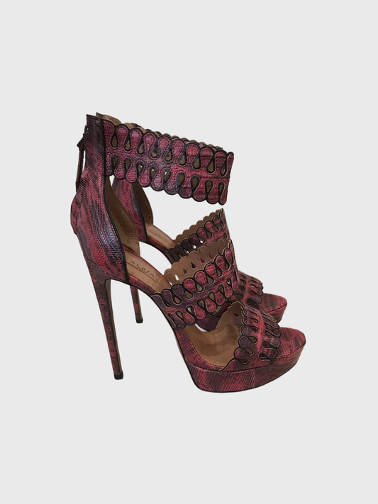 Sandales Alaia roses T.39